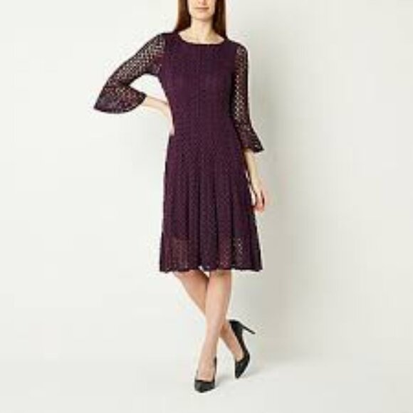 Rabbit Designs Dress Purple Lace Bell Sleeves Fit & Flare Lined Classy sz 10 6/8 - Picture 1 of 10